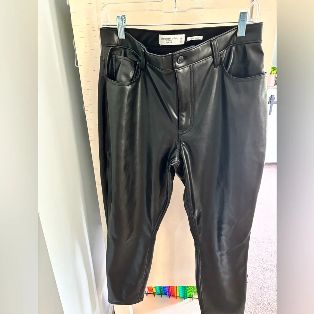 Abercrombie & Fitch Black Skinny Vegan Leather Pants 12s curve love - Picture 3 of 6